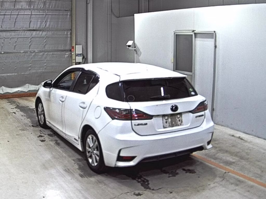 LEXUS CT200H