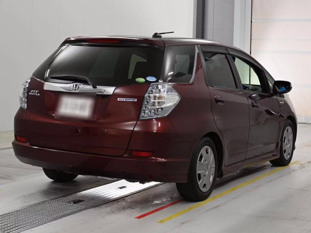 HONDA FIT SHUTTLE