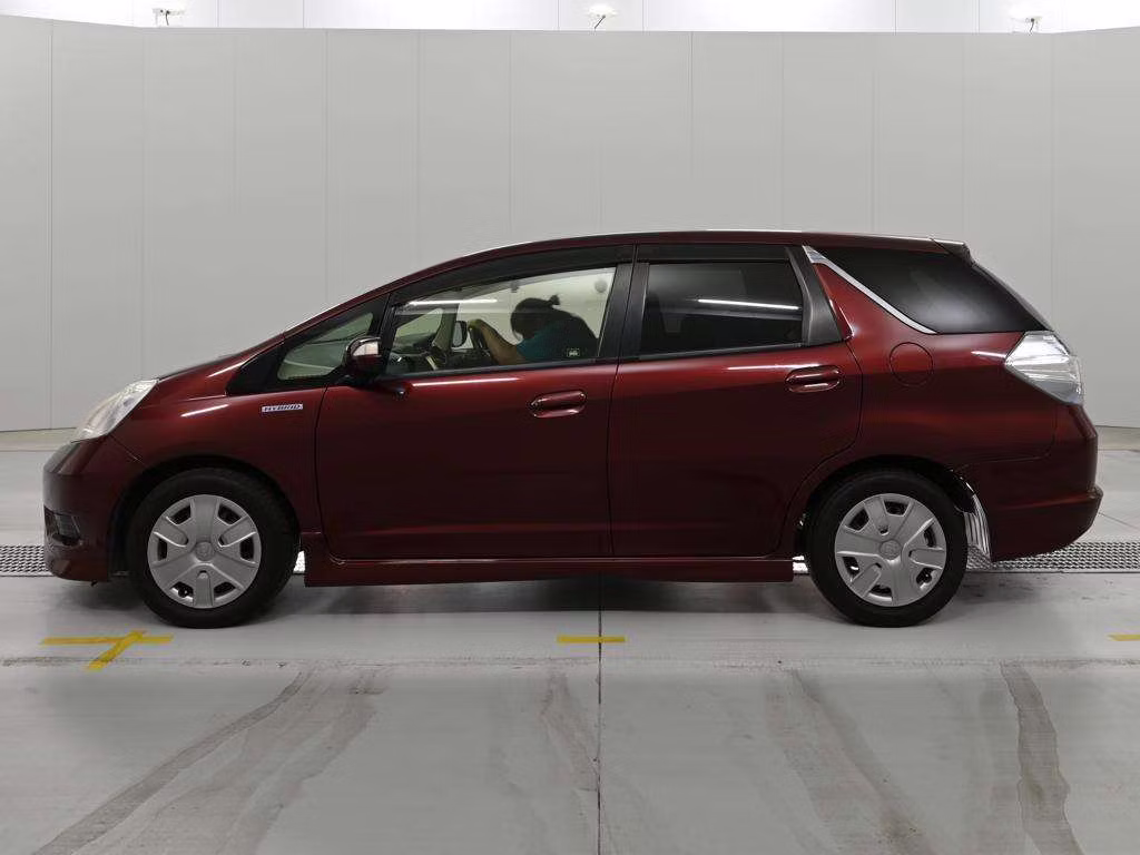 HONDA FIT SHUTTLE
