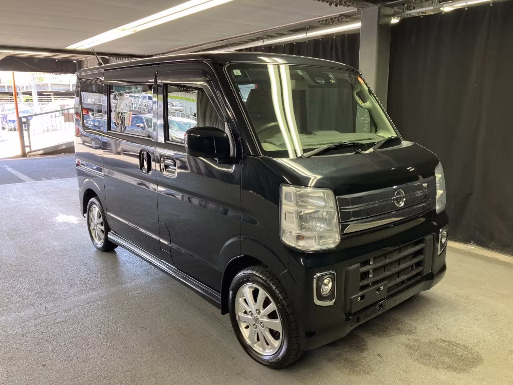 NISSAN NV100 CLIPPER