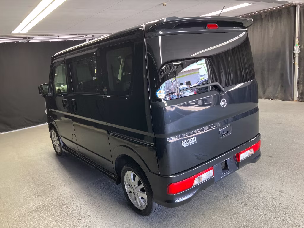 NISSAN NV100 CLIPPER