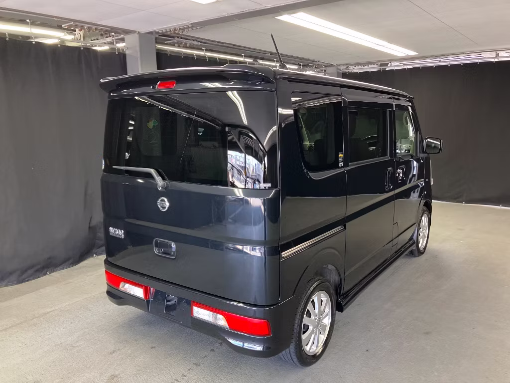 NISSAN NV100 CLIPPER