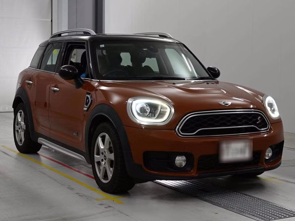 MINI CROSSOVER