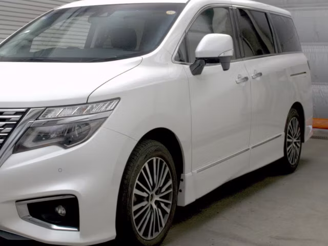 NISSAN ELGRAND