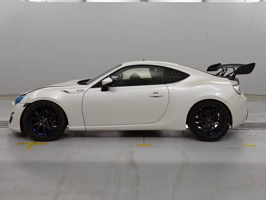 TOYOTA GT 86