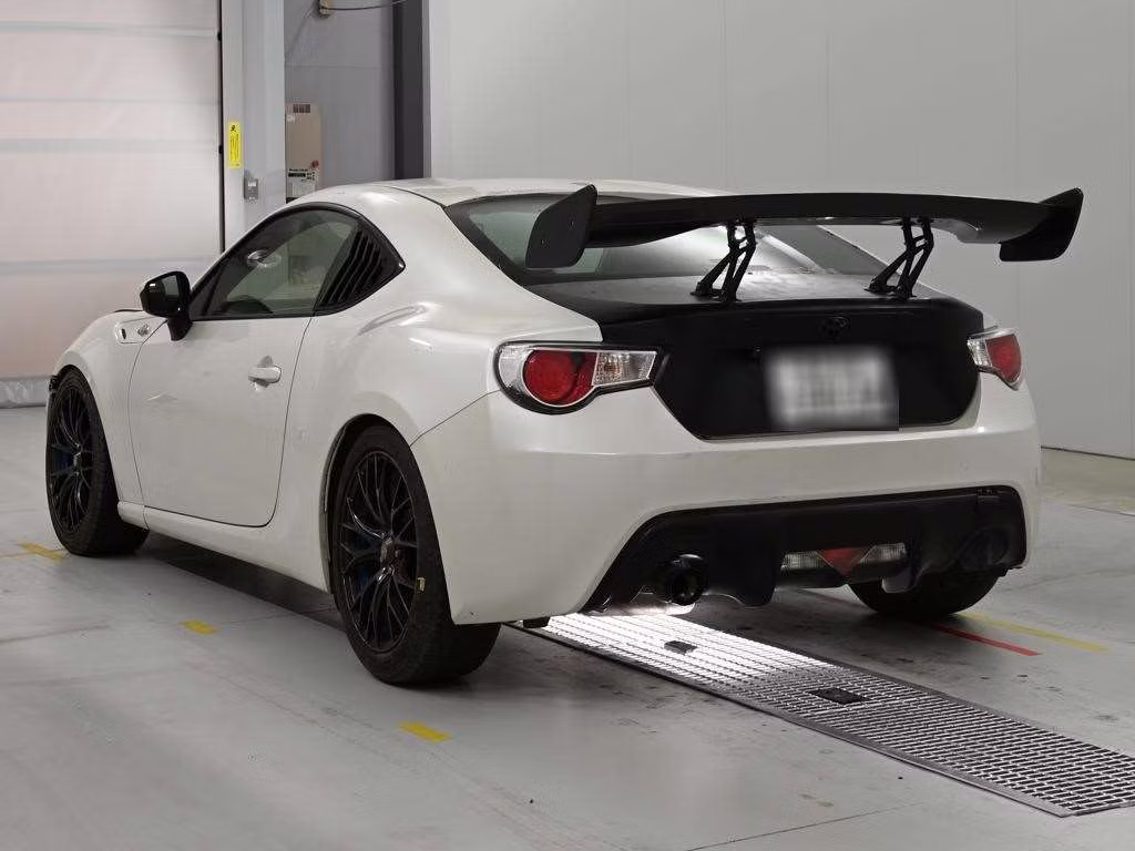 TOYOTA GT 86