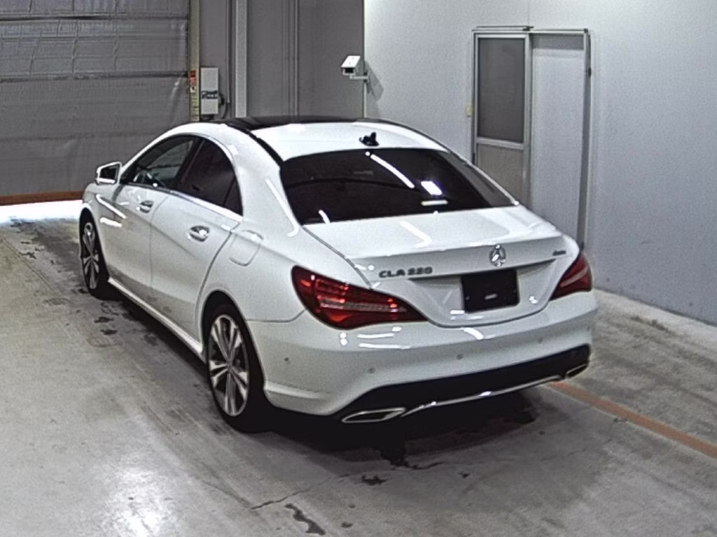 MERCEDES-BENZ CLA-CLASS