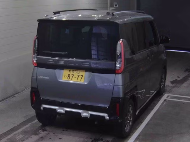 MITSUBISHI DELICA MINI