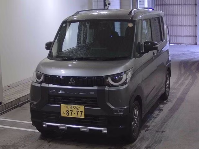 MITSUBISHI DELICA MINI