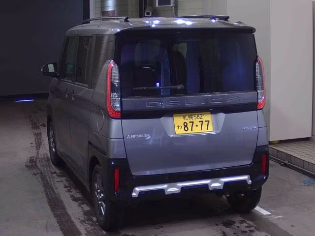 MITSUBISHI DELICA MINI