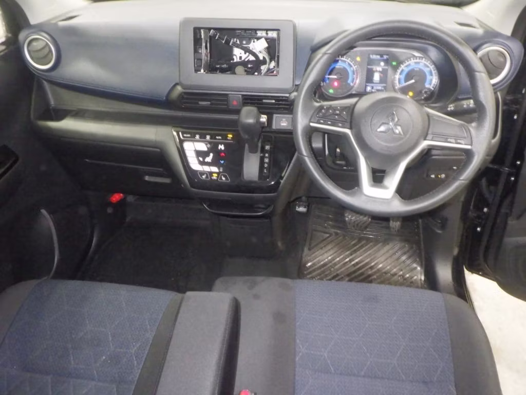 MITSUBISHI EK X