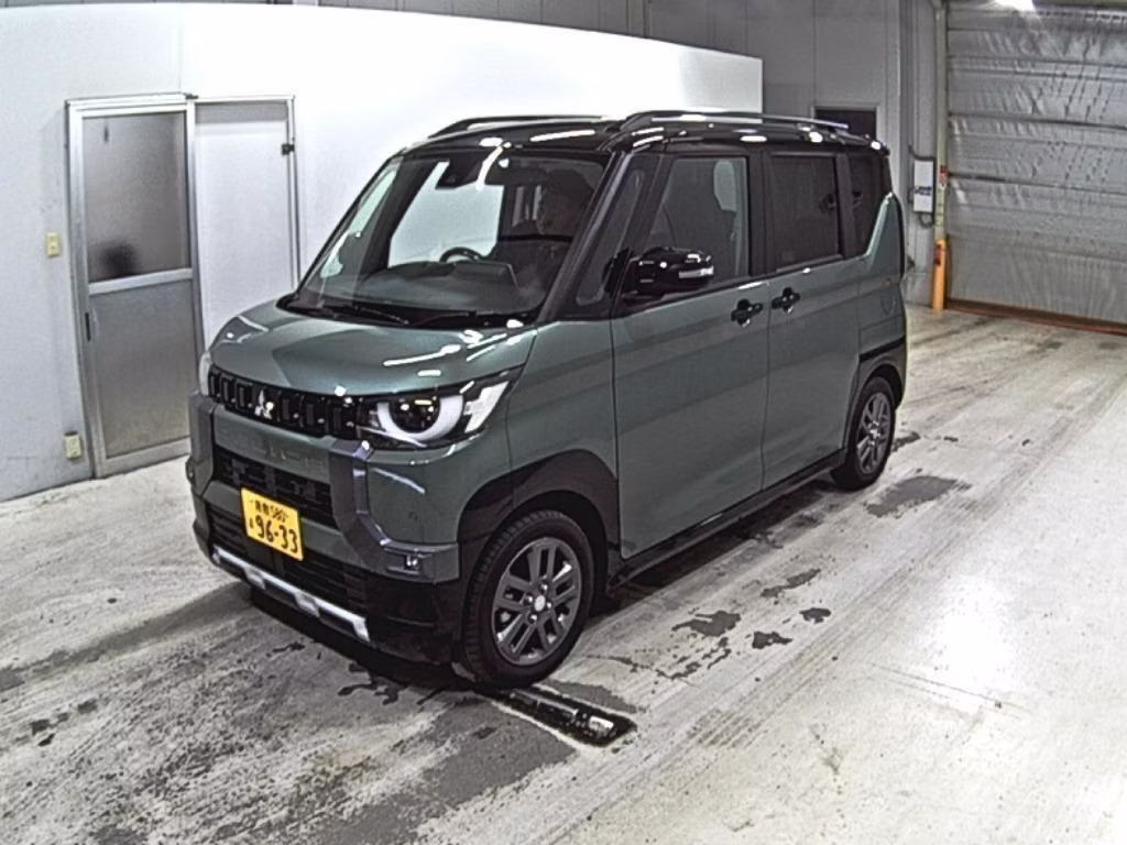 MITSUBISHI DELICA MINI