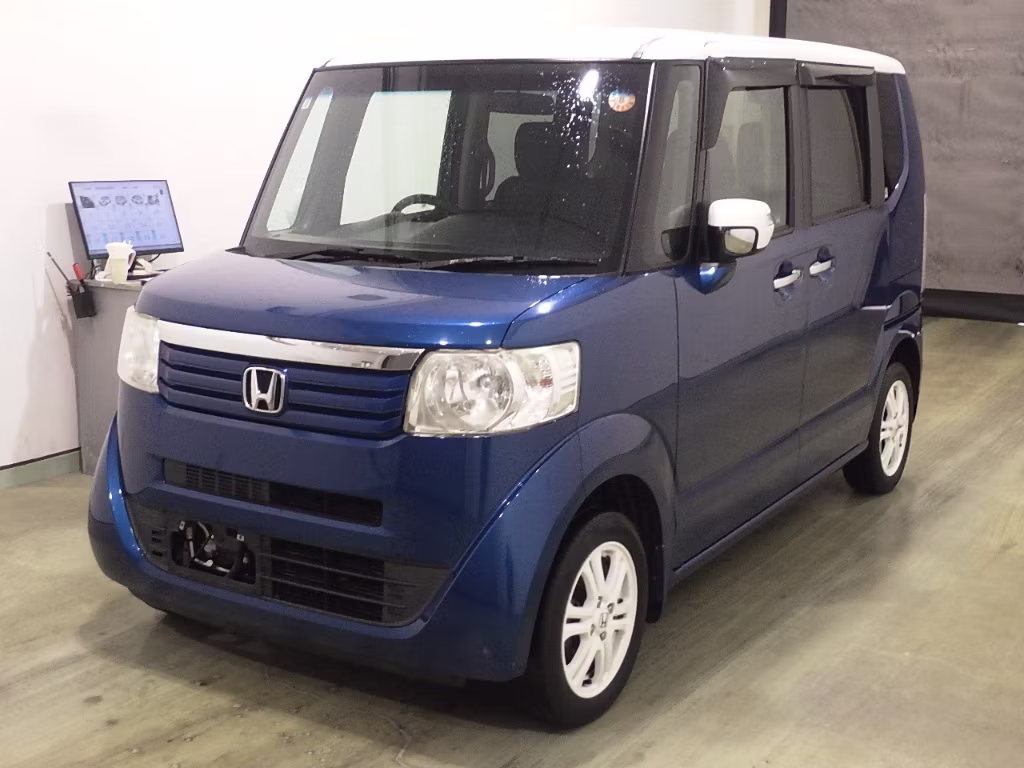 HONDA N-BOX+