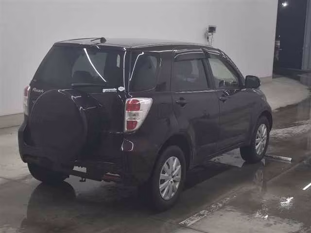 TOYOTA RUSH