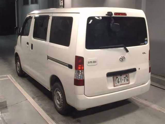 TOYOTA LITE ACE
