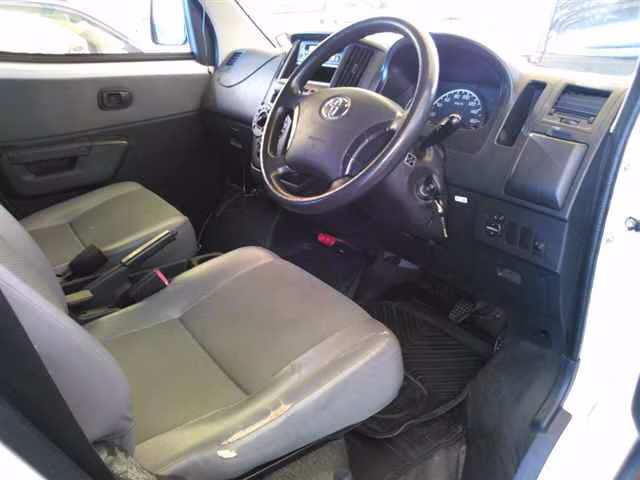 TOYOTA LITE ACE