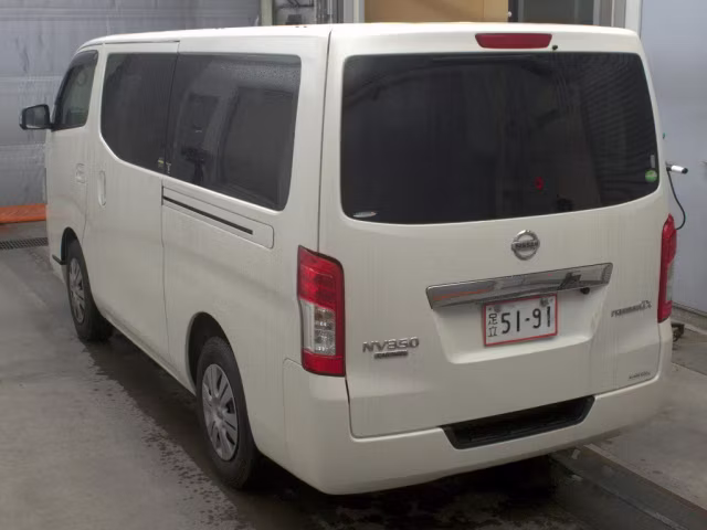 NISSAN NV350 CARAVAN