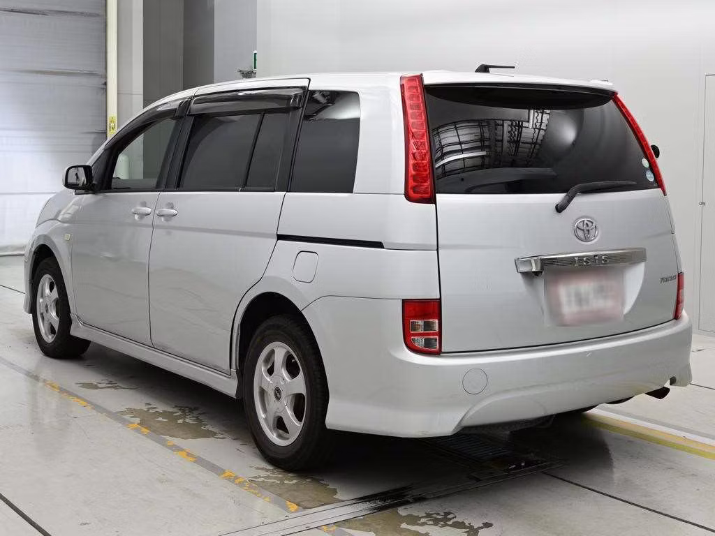 TOYOTA ISIS