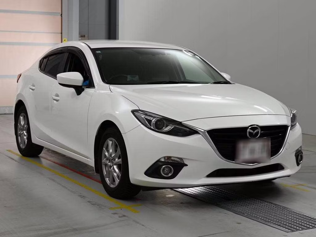 MAZDA AXELA