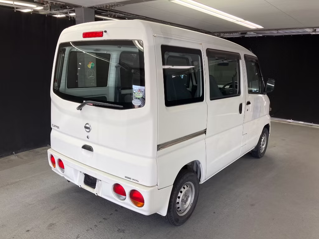 NISSAN CLIPPER