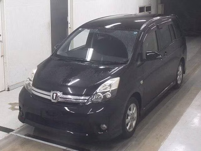 TOYOTA ISIS