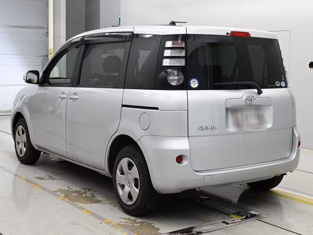 TOYOTA SIENTA