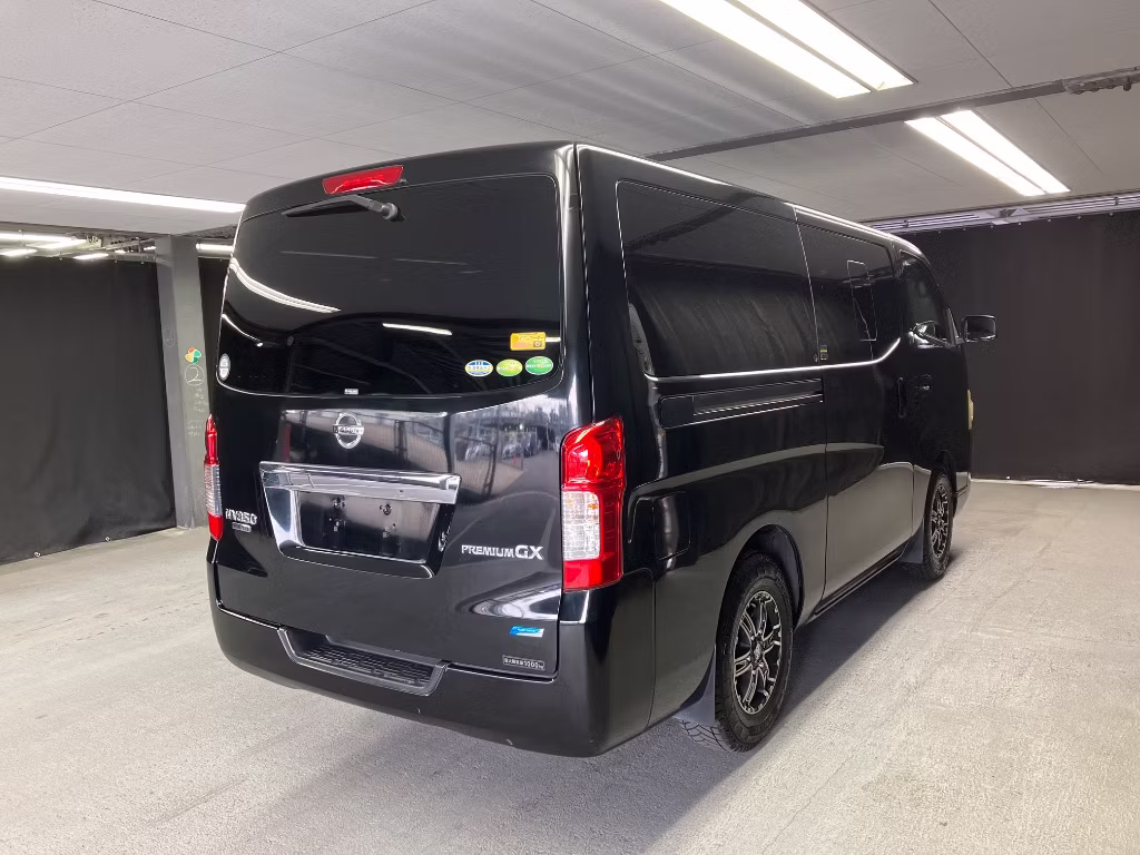 NISSAN NV350 CARAVAN