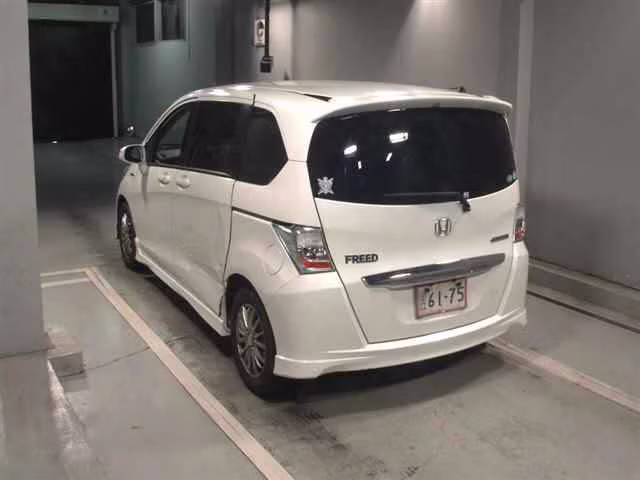 HONDA FREED