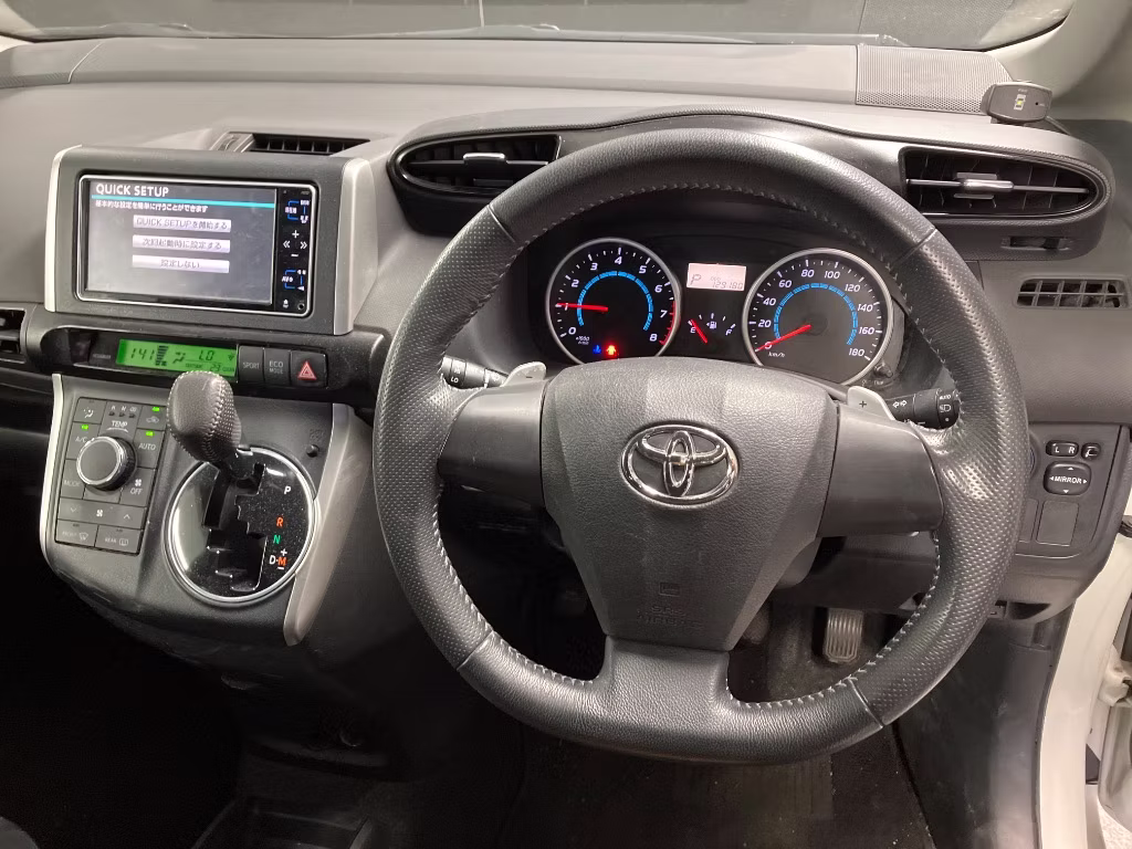 TOYOTA WISH