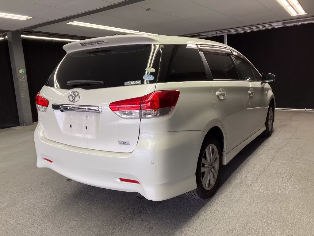 TOYOTA WISH