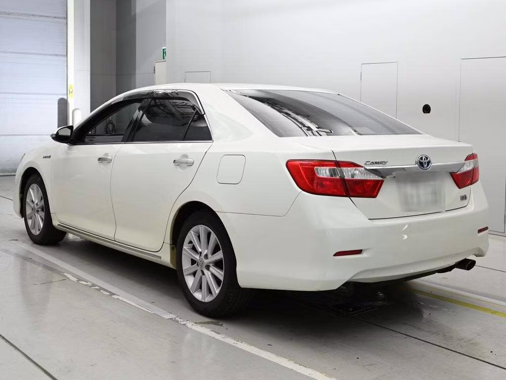 TOYOTA CAMRY