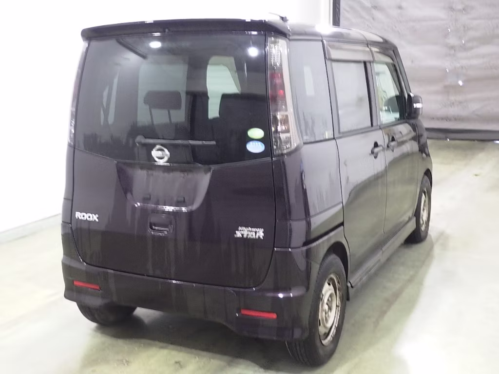 NISSAN ROOX