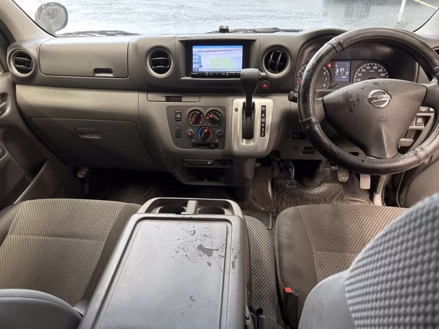 NISSAN NV350 CARAVAN
