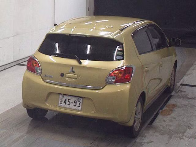 MITSUBISHI MIRAGE