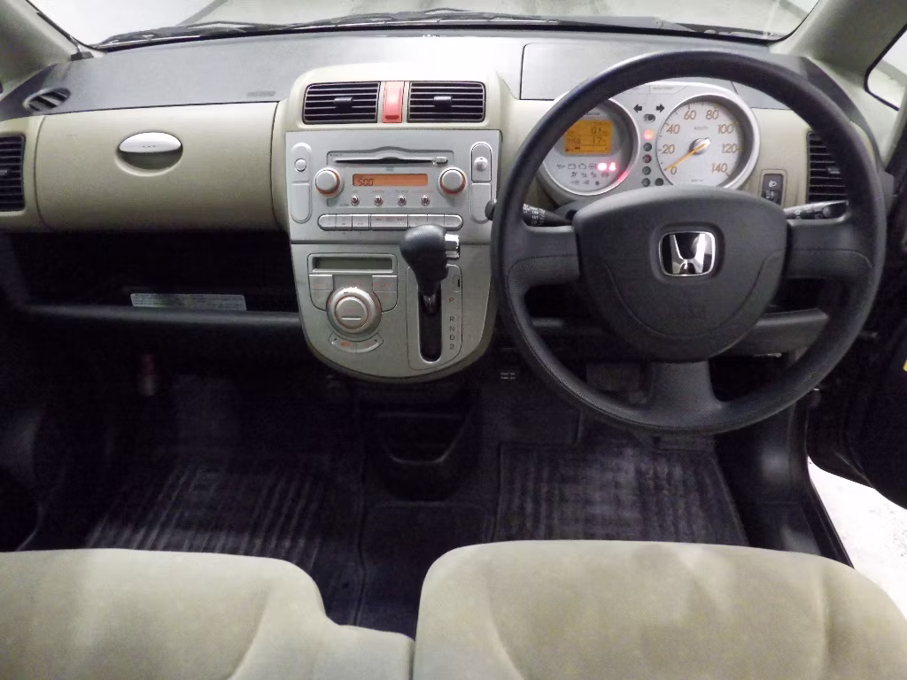 HONDA LIFE