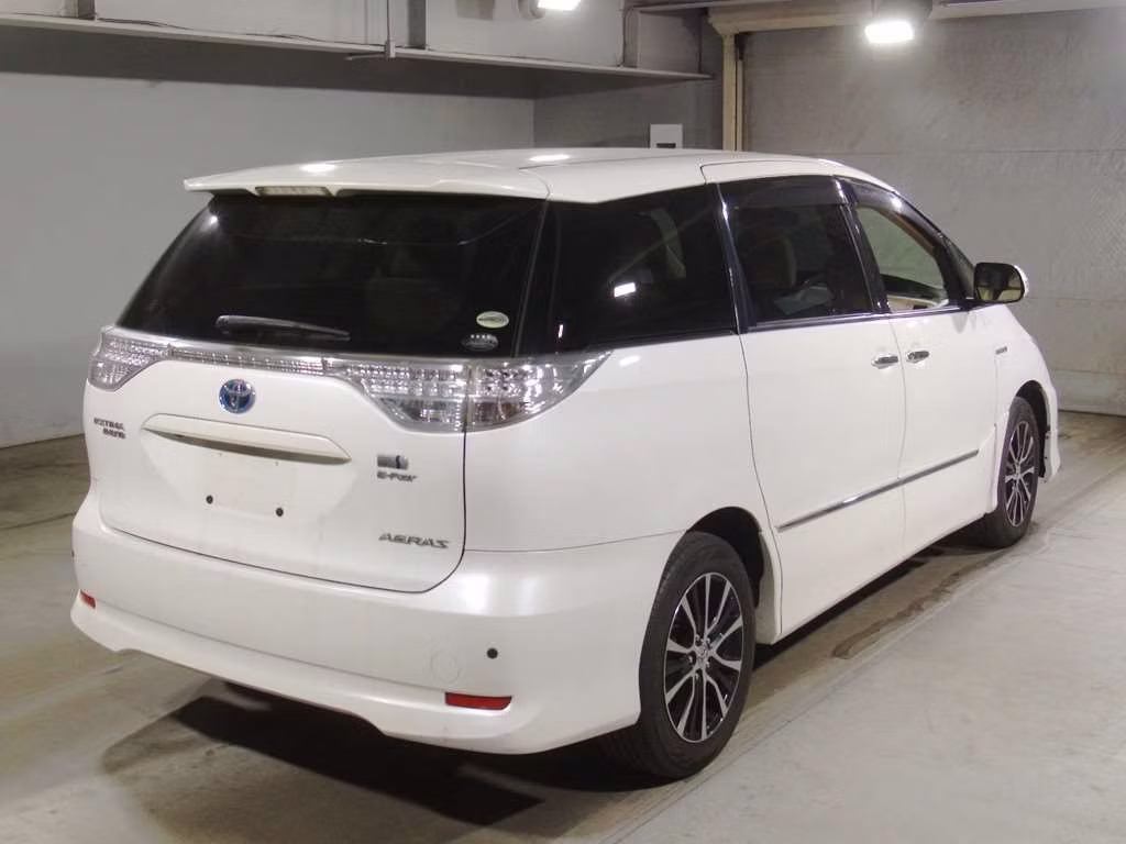 TOYOTA ESTIMA