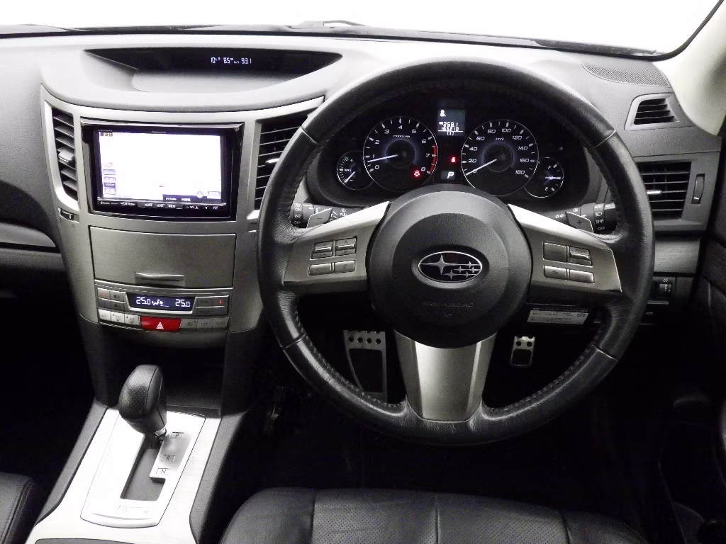 SUBARU OUTBACK