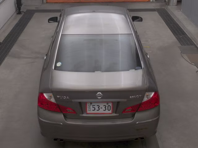 NISSAN FUGA