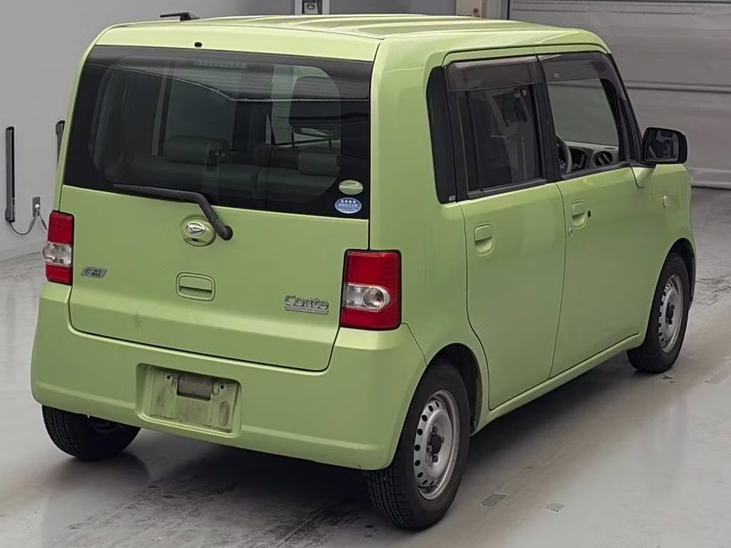 DAIHATSU MOVE CONTE