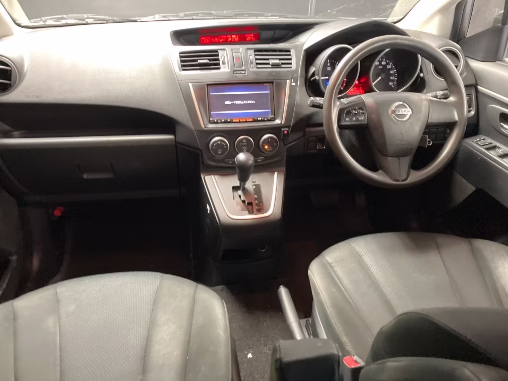 NISSAN LAFESTA