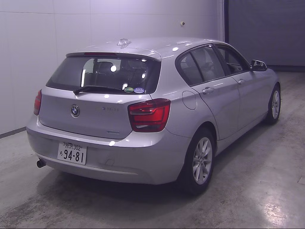 BMW 1-SERIES