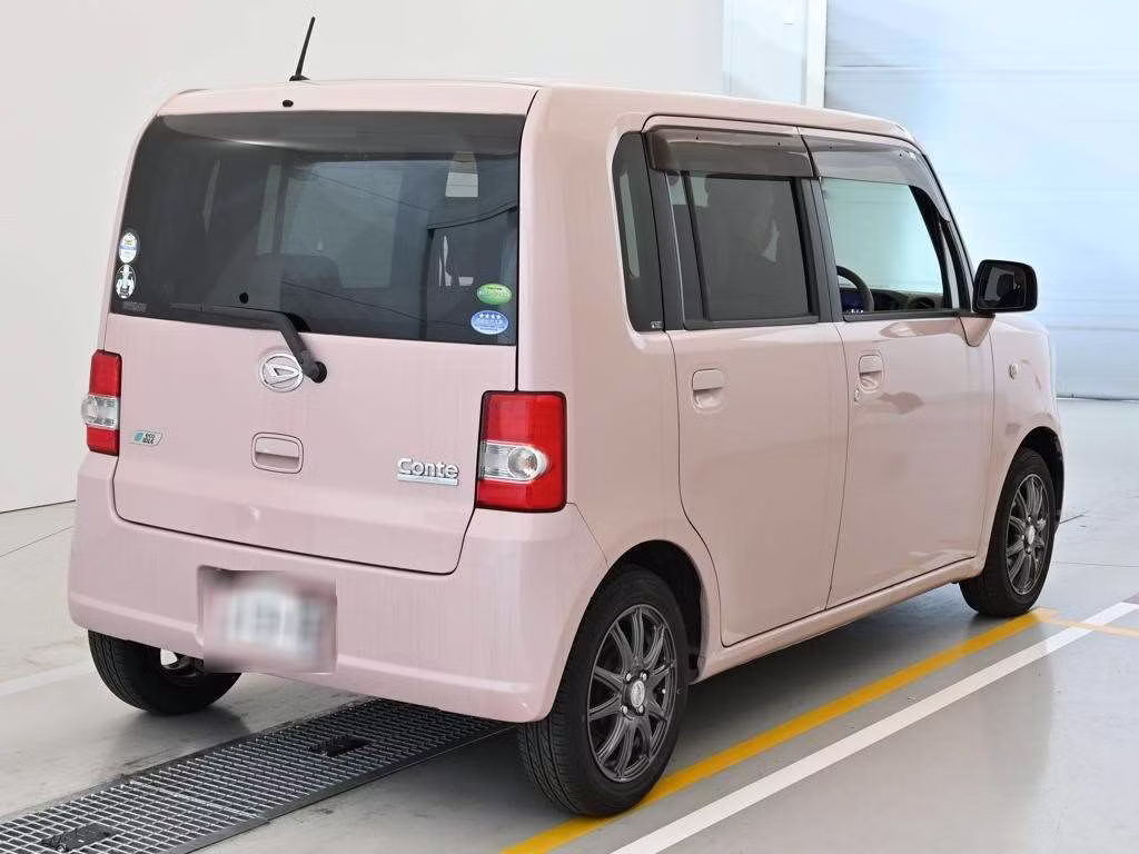 DAIHATSU MOVE CONTE