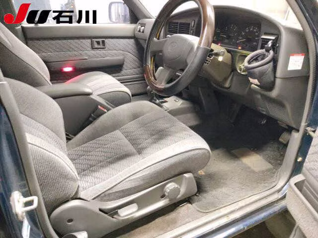 TOYOTA HILUX SURF