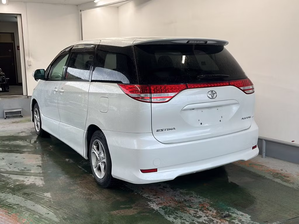 TOYOTA ESTIMA