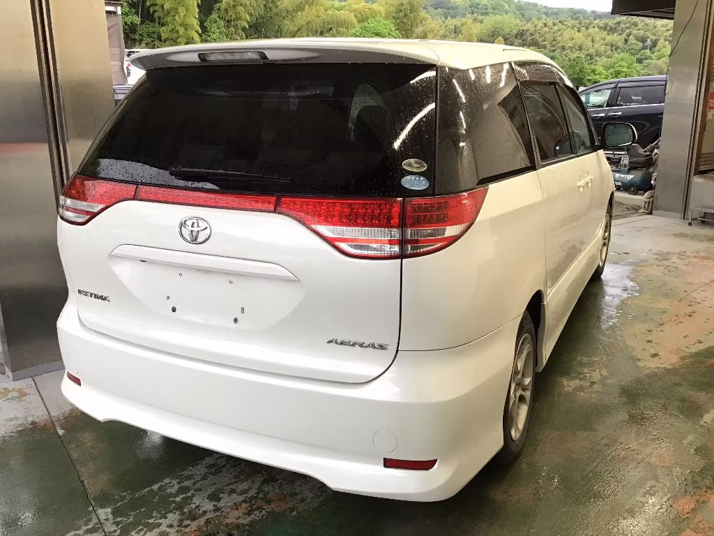 TOYOTA ESTIMA