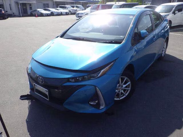 TOYOTA PRIUS PHV