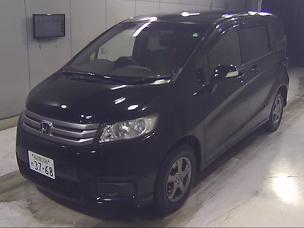 HONDA FREED SPIKE