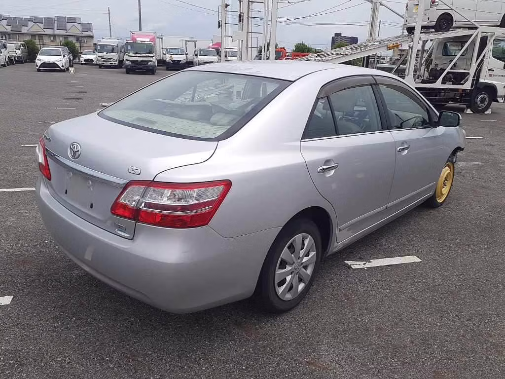 TOYOTA PREMIO