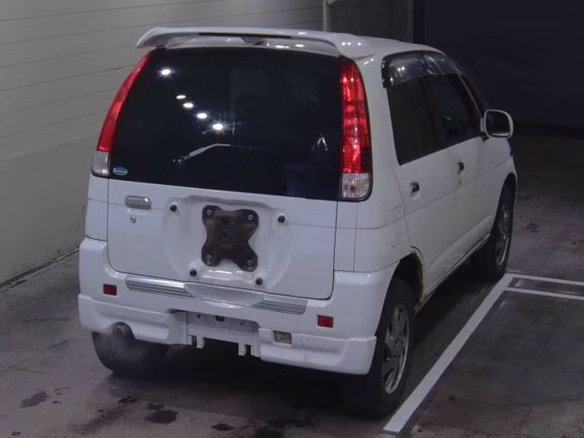 DAIHATSU TERIOS KID