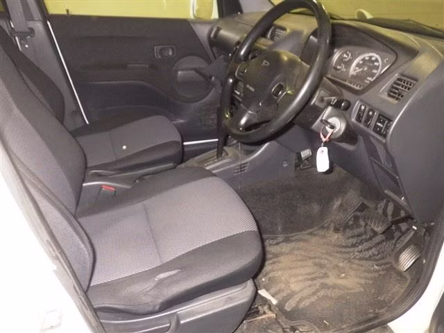 DAIHATSU TERIOS KID